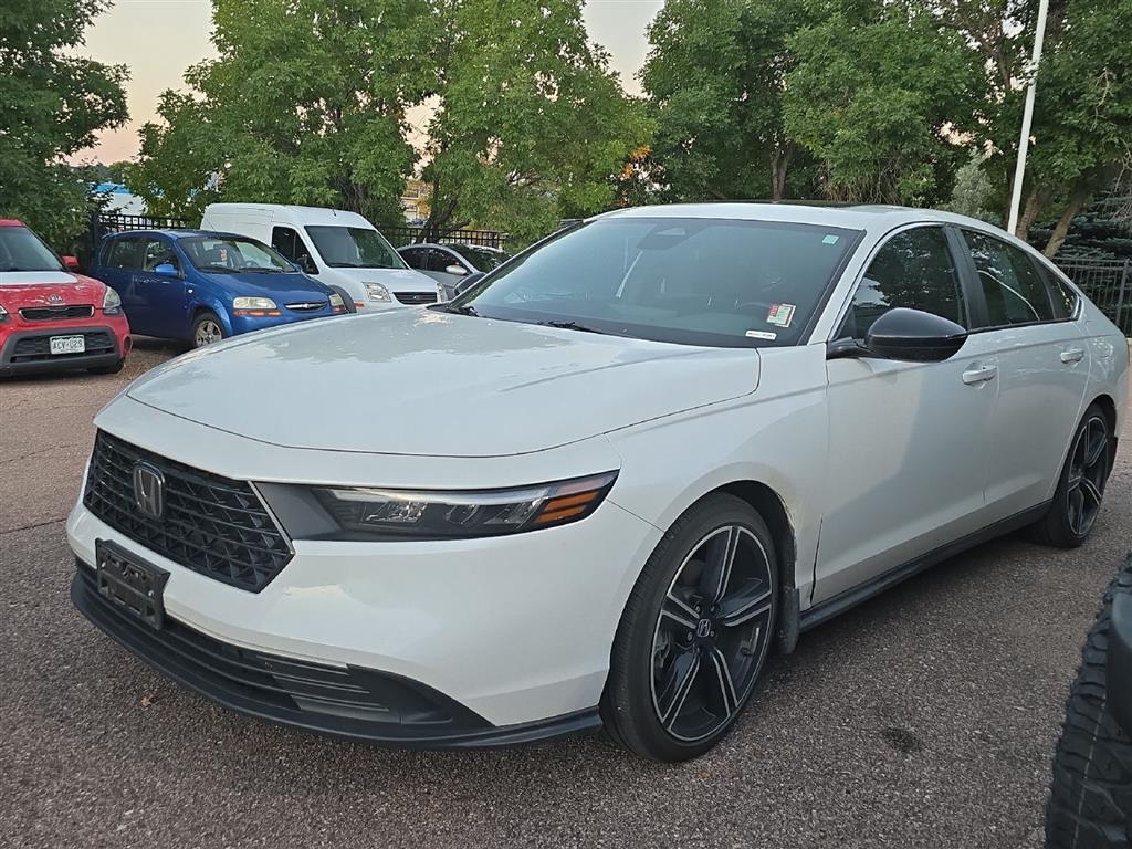 2023 Honda Accord Hybrid Sport photo 3