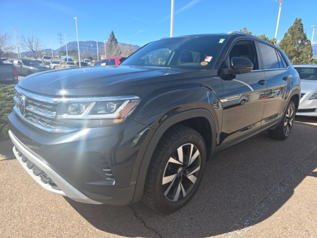 Used 2020 Volkswagen Atlas Cross Sport 2.0T SE SUV