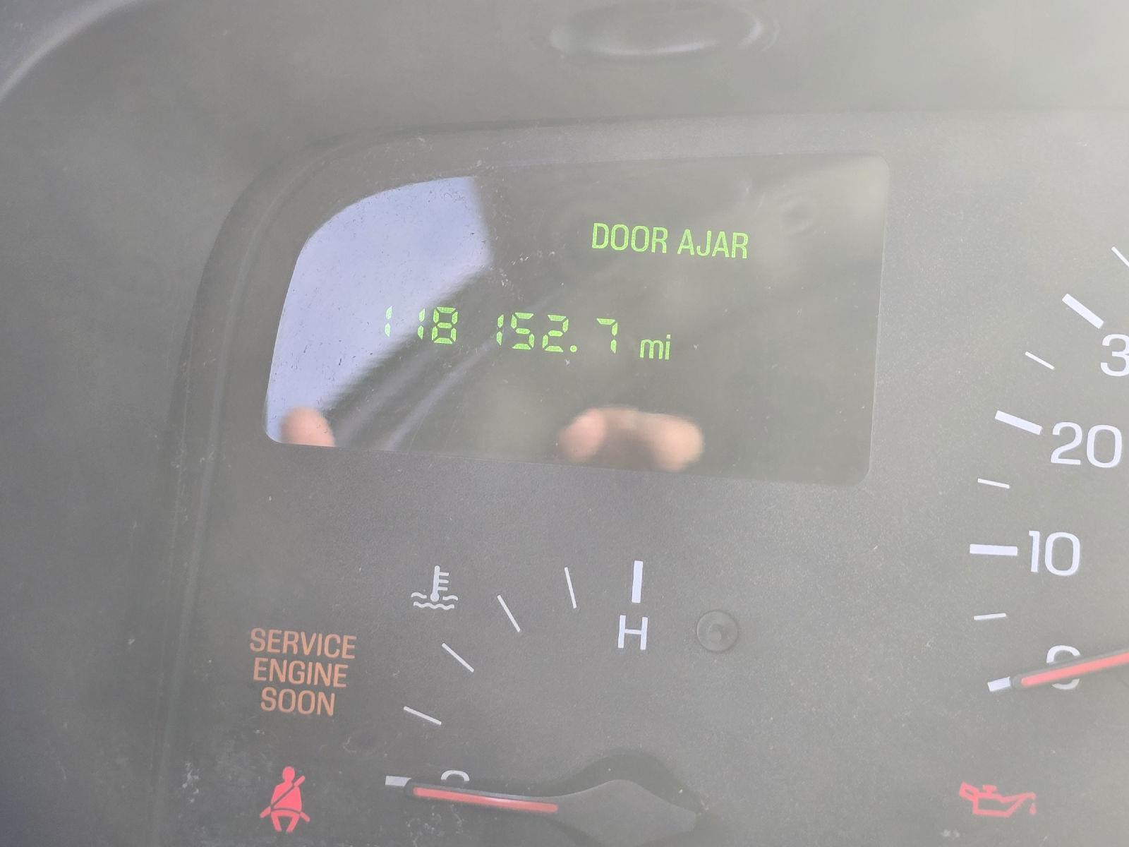 1999 Lincoln Town Car Executive photo 3