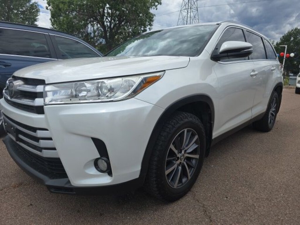 Used 2019 Toyota Highlander XLE SUV