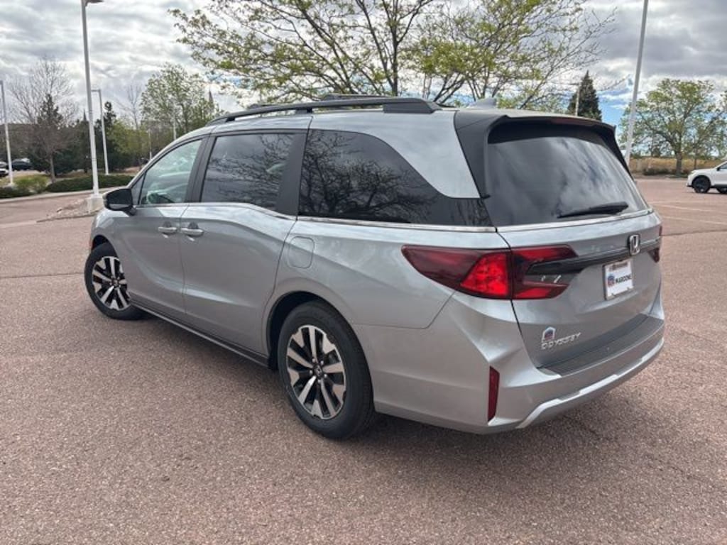 New 2026 Honda Odyssey EX-L Van Passenger