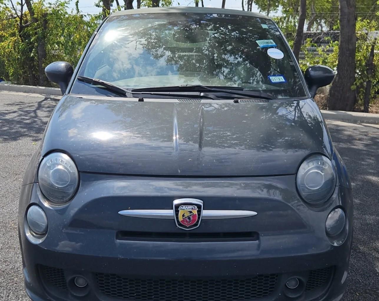 2017 Fiat 500 Abarth photo 2