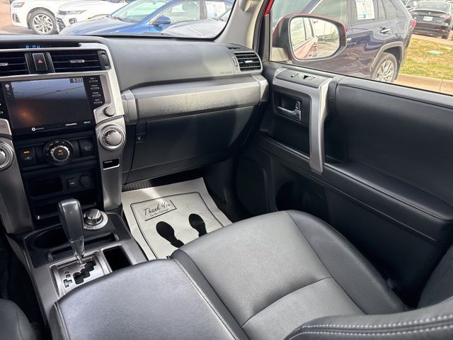 2021 Toyota 4Runner SR5 Premium - Photo 27