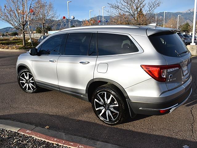 2022 Honda Pilot Touring photo 4
