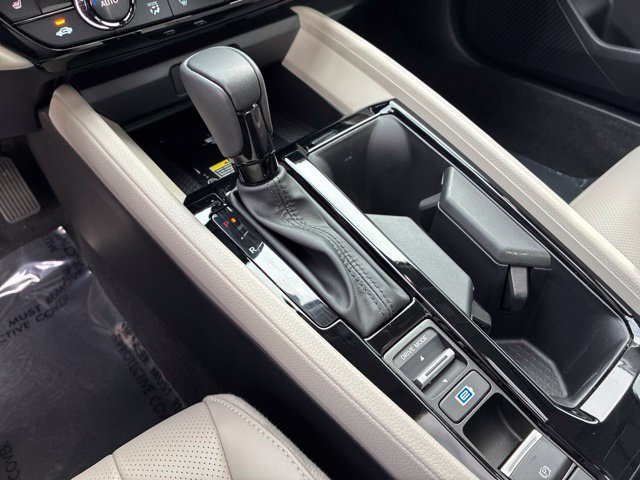 2025 Honda Accord Hybrid EX-L - Photo 15