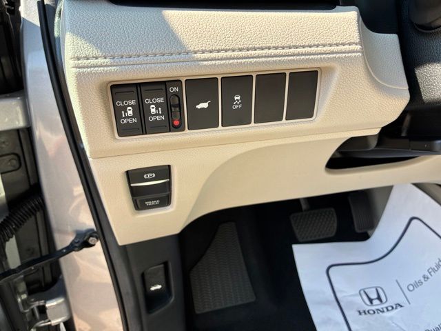 2026 Honda Odyssey EX-L - Photo 10
