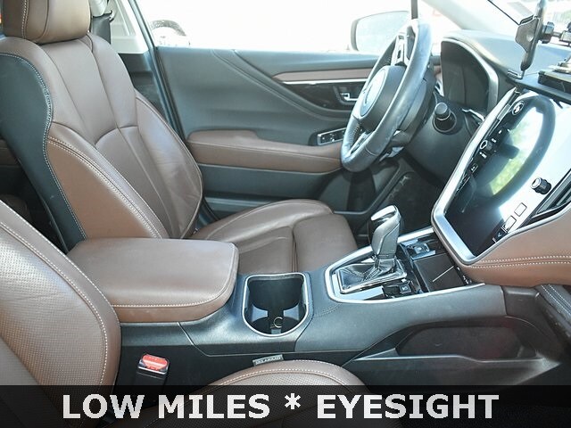 2021 Subaru Outback Touring photo 2