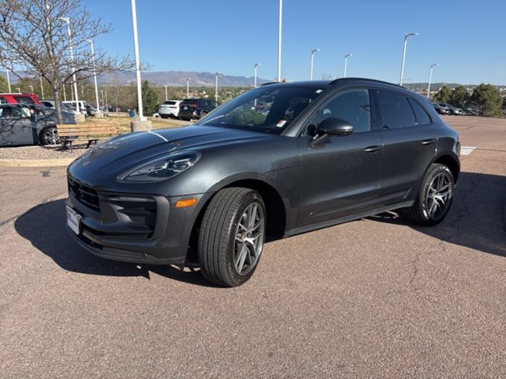 Used 2024 Porsche Macan Base SUV