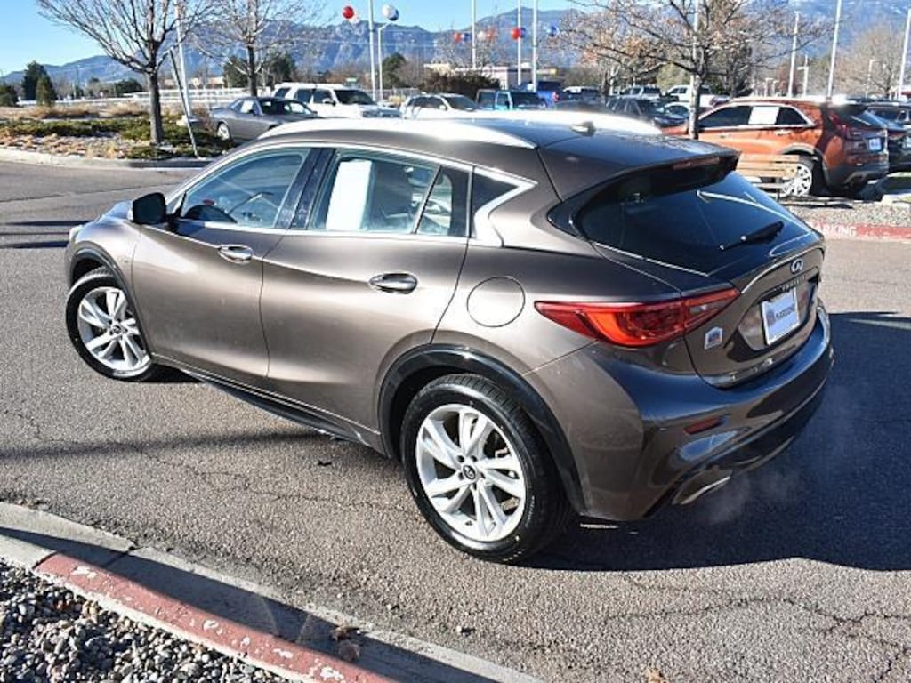 Used 2019 INFINITI QX30 Luxe SUV