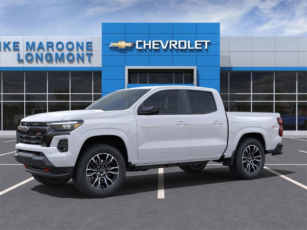 2025 Chevrolet Colorado Z71 photo 2