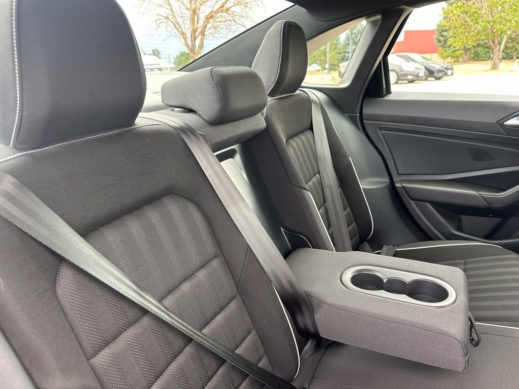 2022 Volkswagen Jetta Sport - Photo 25