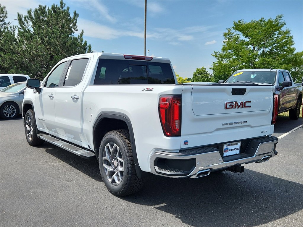 2026 Gmc Sierra 1500 SLT photo 3