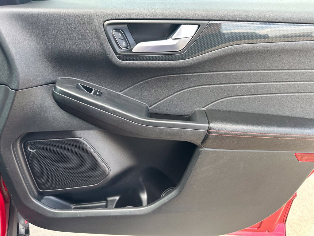 2023 Ford Escape ST-Line - Photo 28