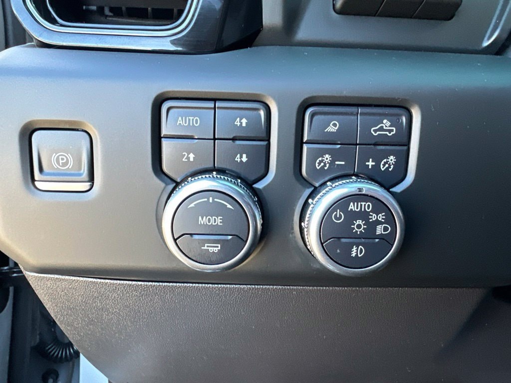 2024 GMC Sierra 1500 AT4X - Photo 10