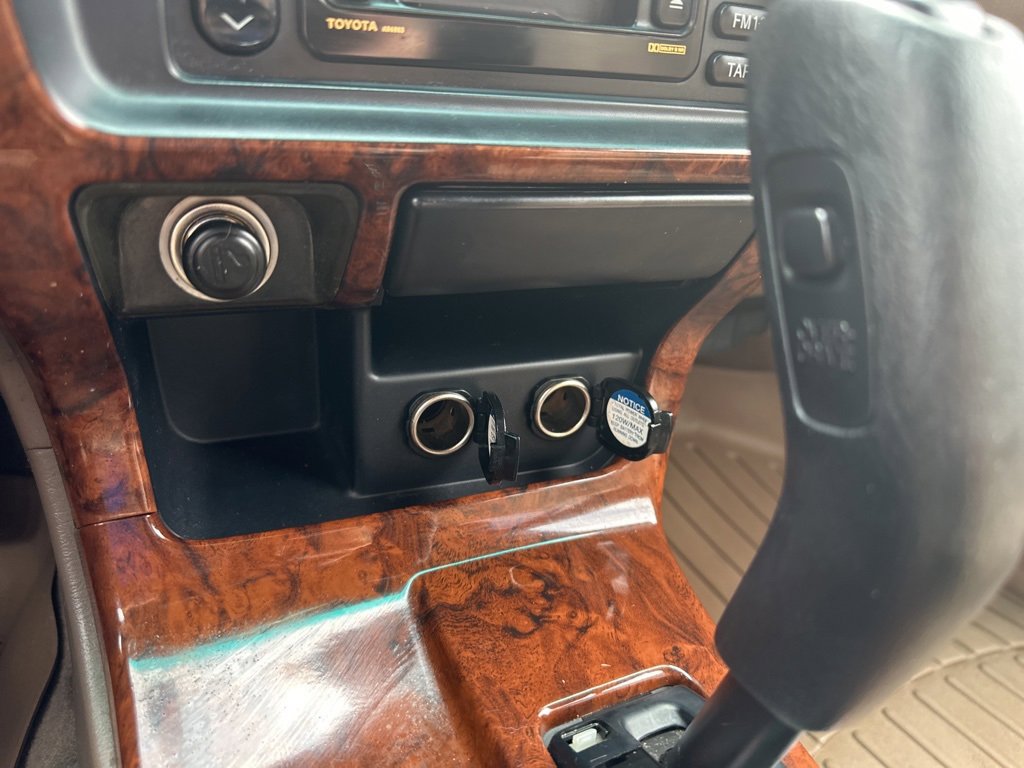 2000 Toyota 4Runner Limited V6 photo 4