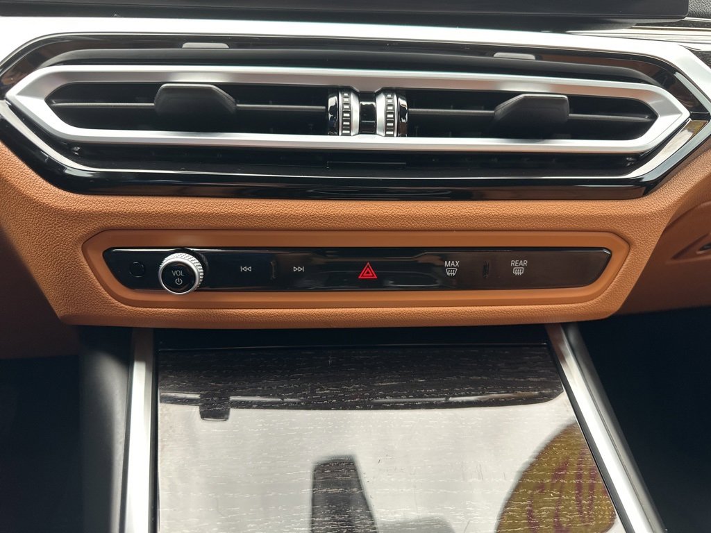 2023 Bmw 330e xDrive Sedan photo 4