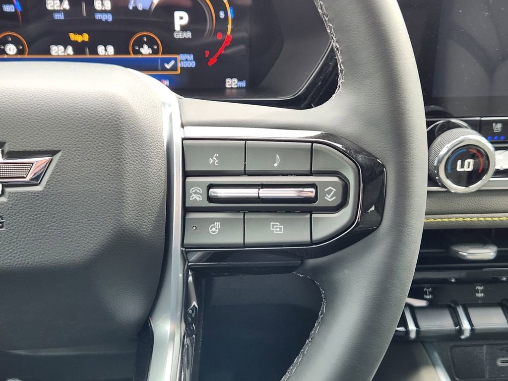 2026 Chevrolet Colorado ZR2 - Photo 15