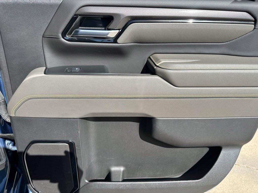 2024 Chevrolet Silverado 2500HD ZR2 - Photo 28