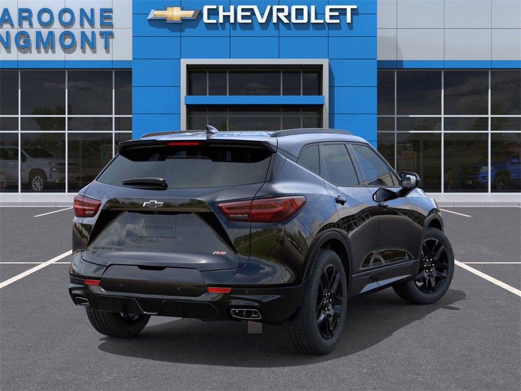 2025 Chevrolet Blazer RS photo 2