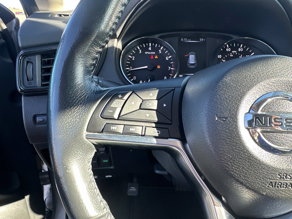 2017 Nissan Rogue SV - Photo 11