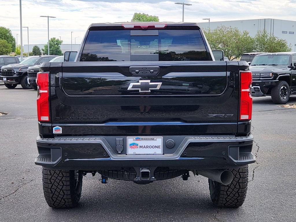 2026 Chevrolet Silverado 2500 HD ZR2 - Photo 13