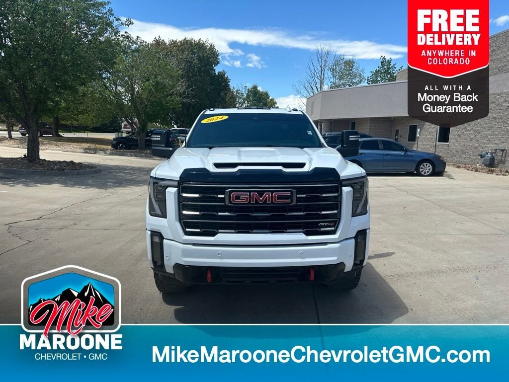 2024 GMC Sierra 4WD Crew Cab Standard Box AT4's photo