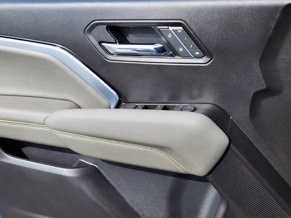 2026 Chevrolet Colorado ZR2 - Photo 26