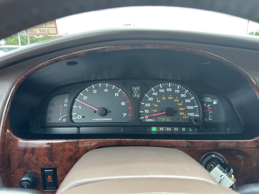2000 Toyota 4Runner Limited V6 photo 2