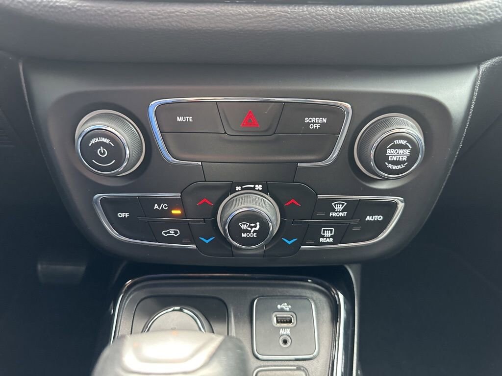 Used 2018 Jeep Compass Latitude 4x4 SUV