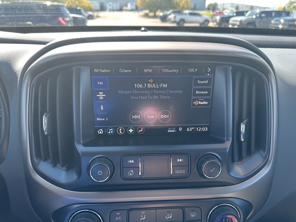 2021 Chevrolet Colorado Z71 photo 3
