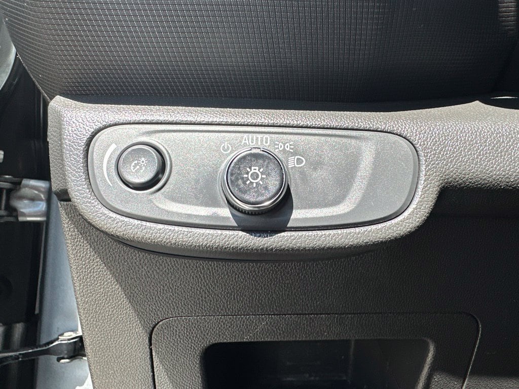 2023 Chevrolet TrailBlazer LS - Photo 12