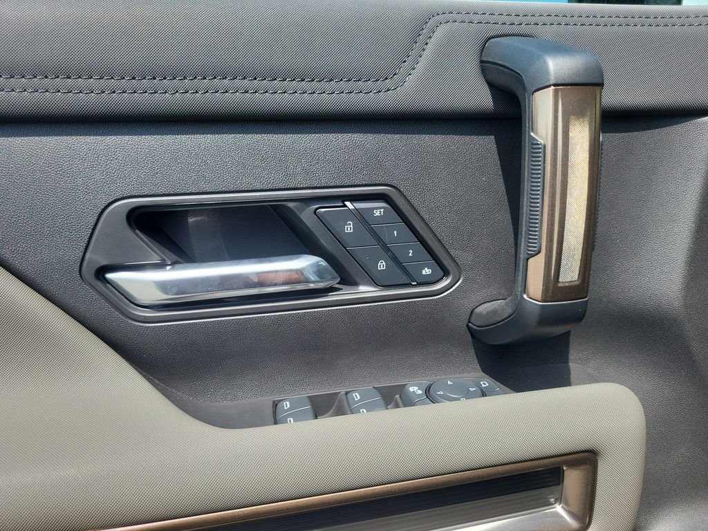 2025 GMC HUMMER EV 3X - Photo 11