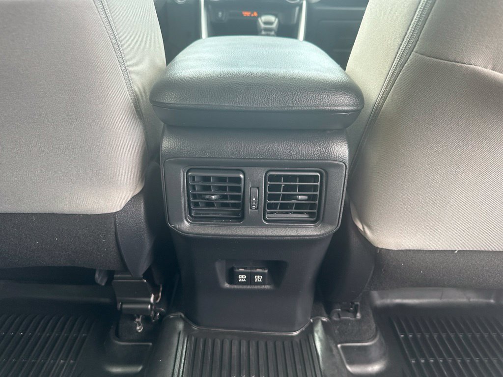 2020 Toyota RAV4 XLE - Photo 29