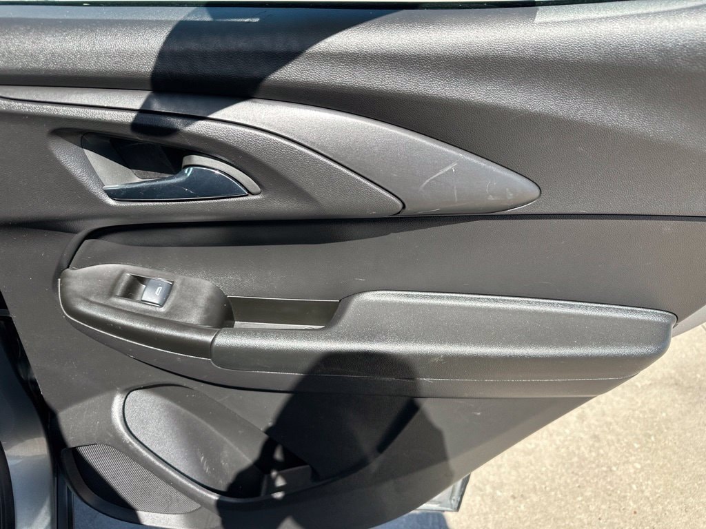 2023 Chevrolet TrailBlazer LS - Photo 27