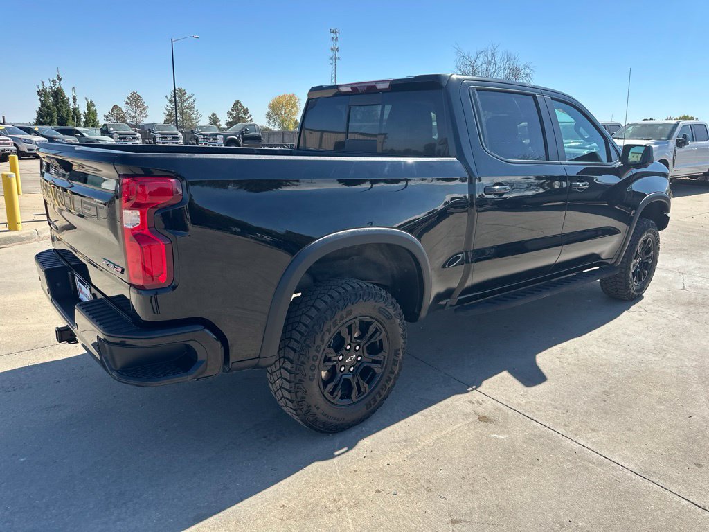 2024 Chevrolet Silverado 1500 ZR2 - Photo 35