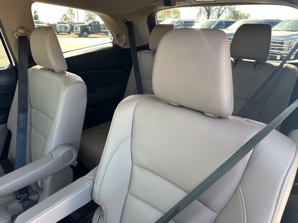 2021 Honda Pilot Elite - Photo 23