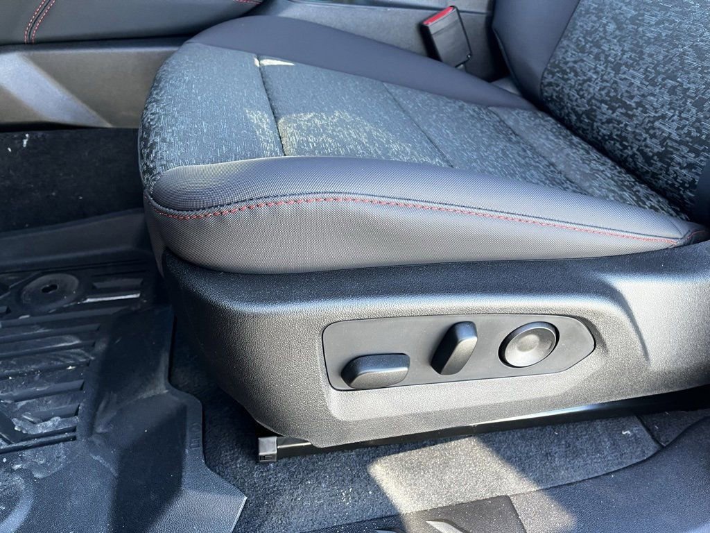 2025 Chevrolet Colorado Z71 - Photo 21