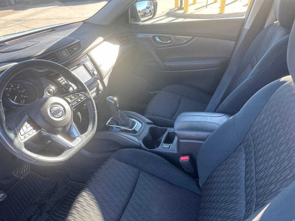 2017 Nissan Rogue SV - Photo 15
