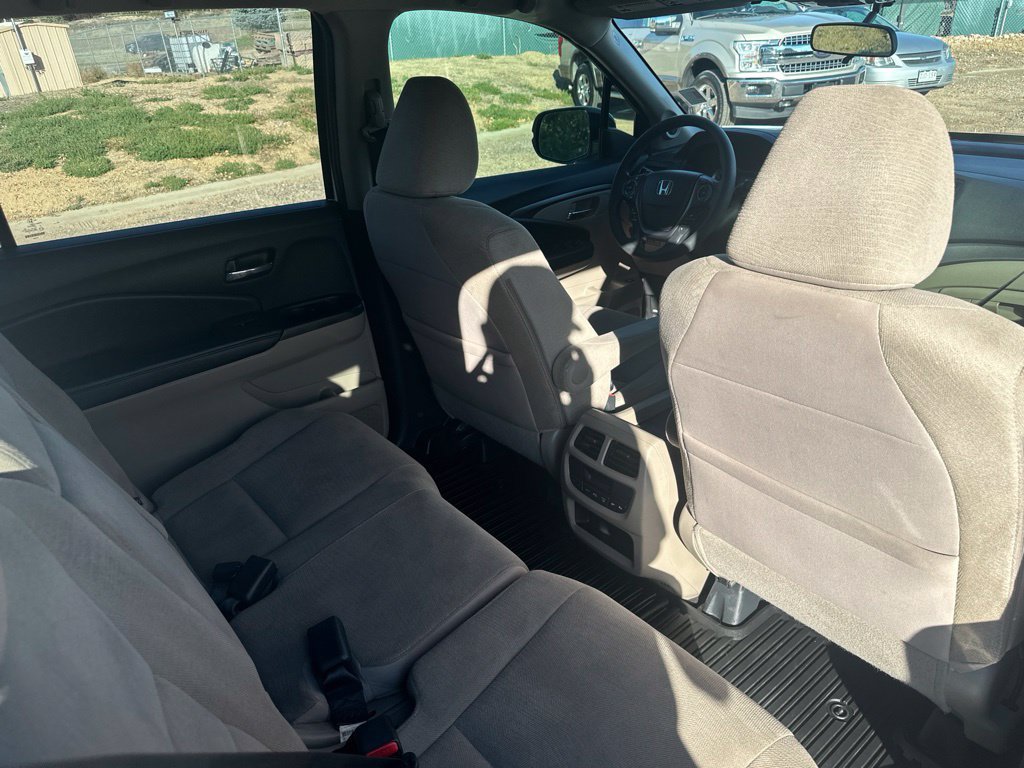 2017 Honda Pilot EX - Photo 32