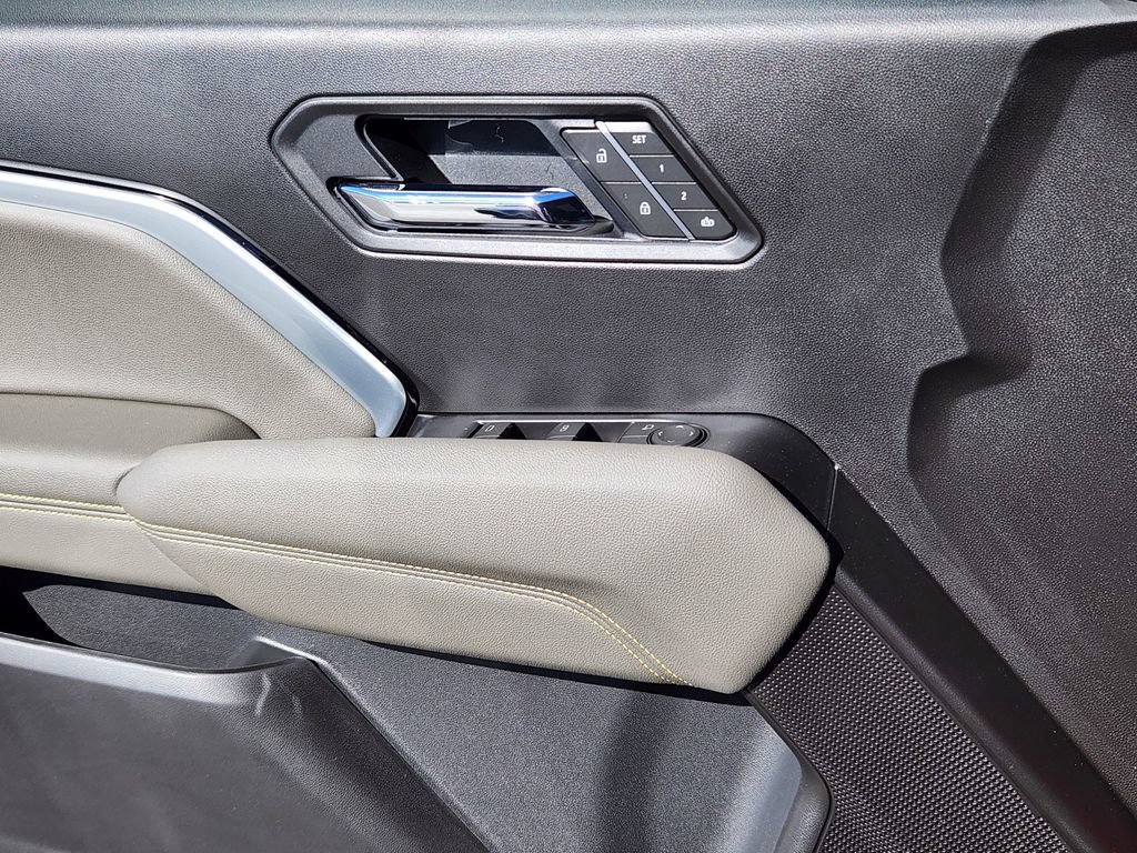 2026 Chevrolet Colorado ZR2 - Photo 7