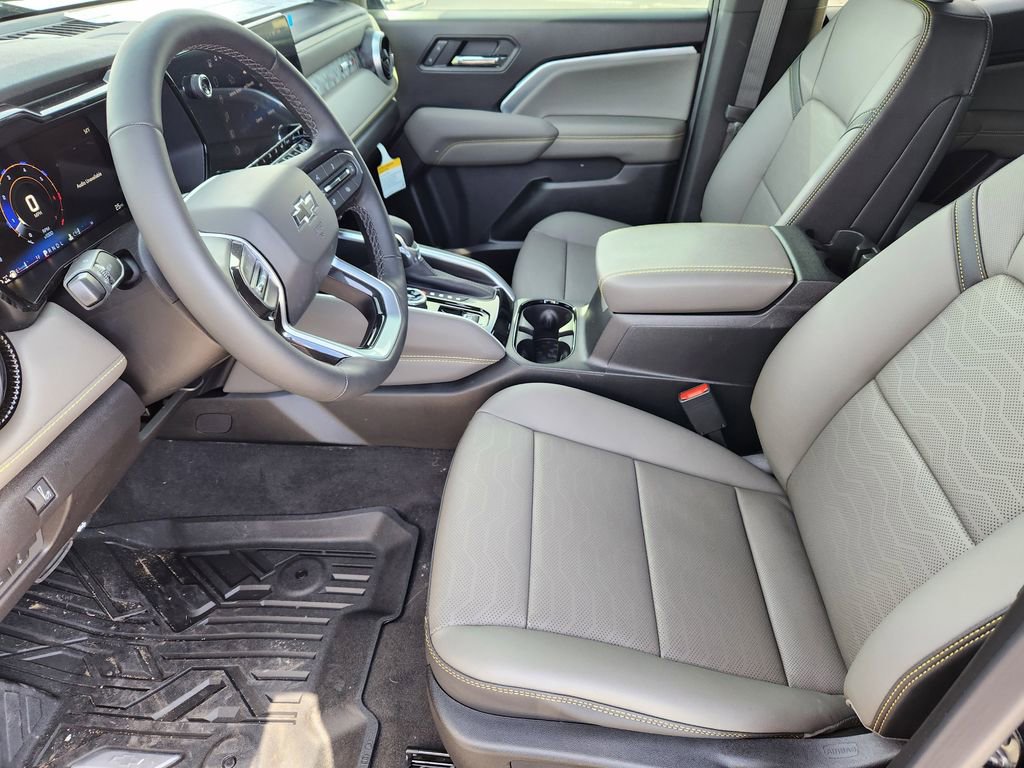 2026 Chevrolet Colorado ZR2 - Photo 9