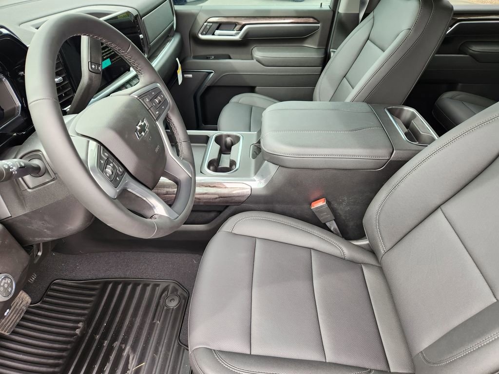 2026 Chevrolet Silverado 2500 HD LTZ - Photo 9