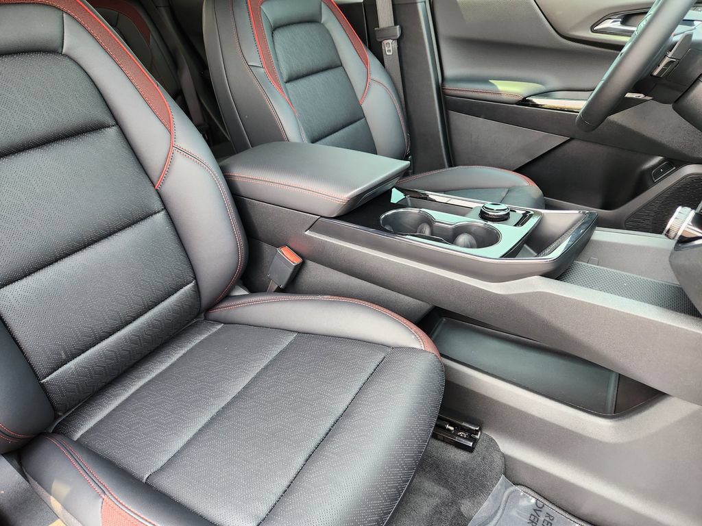 2027 Chevrolet Equinox RS - Photo 13