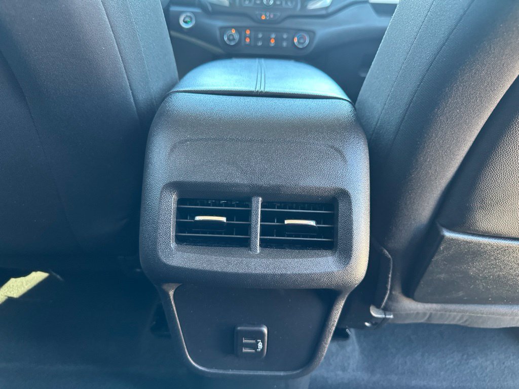 2024 GMC Terrain SLE - Photo 27