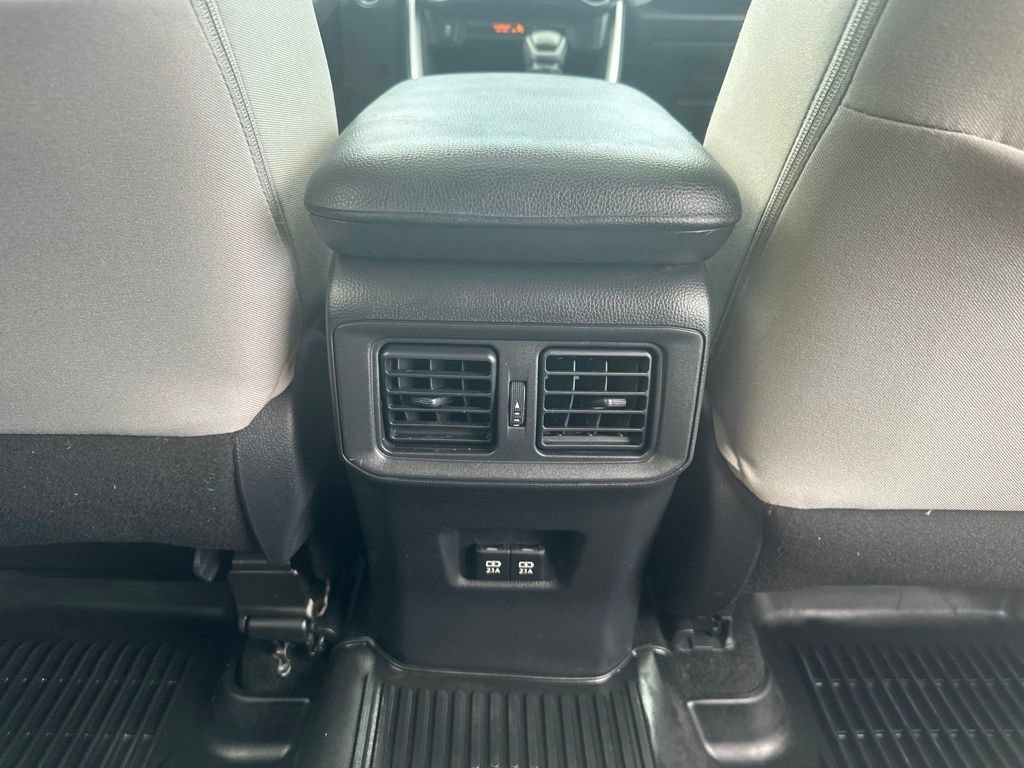 2020 Toyota RAV4 XLE - Photo 29