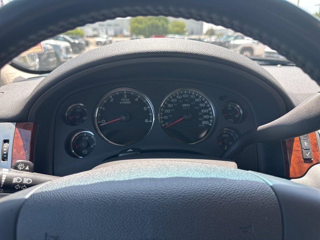Used 2007 Chevrolet Avalanche LT with VIN 3GNFK12397G213673 for sale in Longmont, CO
