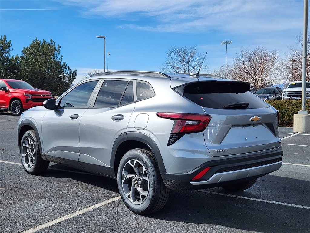 New 2026 Chevrolet Trax LT SUV