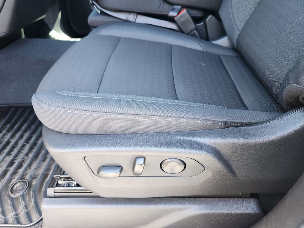2026 Chevrolet Silverado 1500 Custom - Photo 13