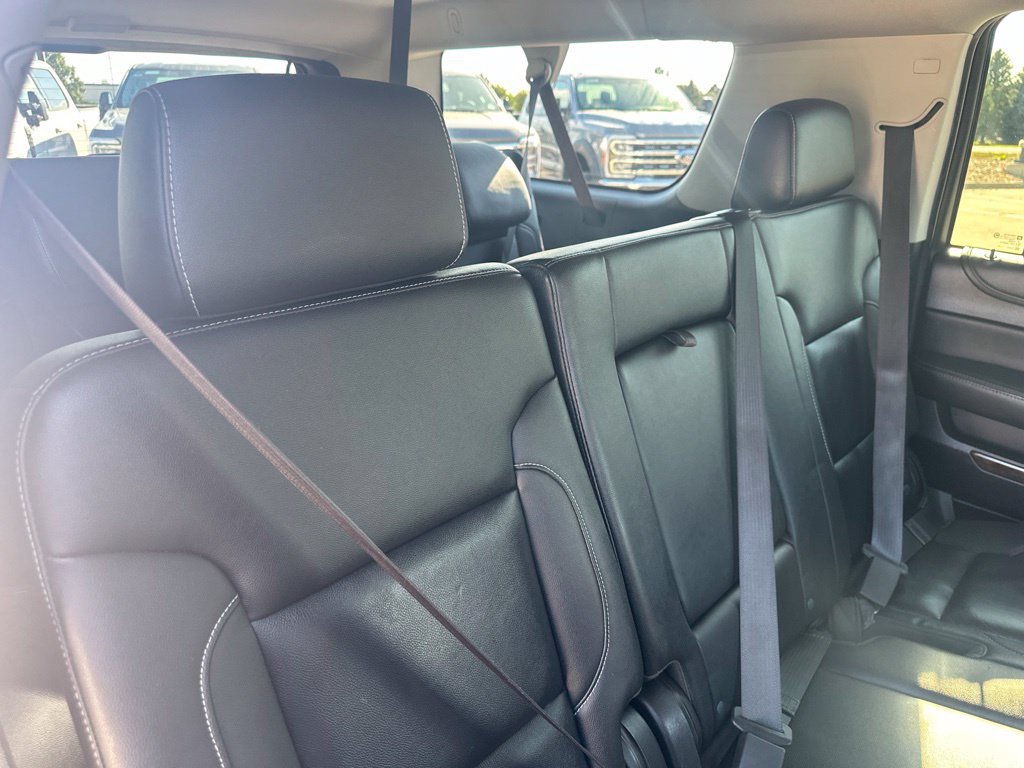 2019 Chevrolet Suburban LT - Photo 26