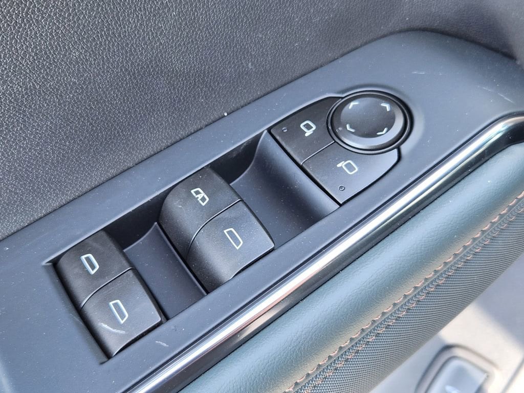 2026 GMC Acadia AT4 - Photo 15